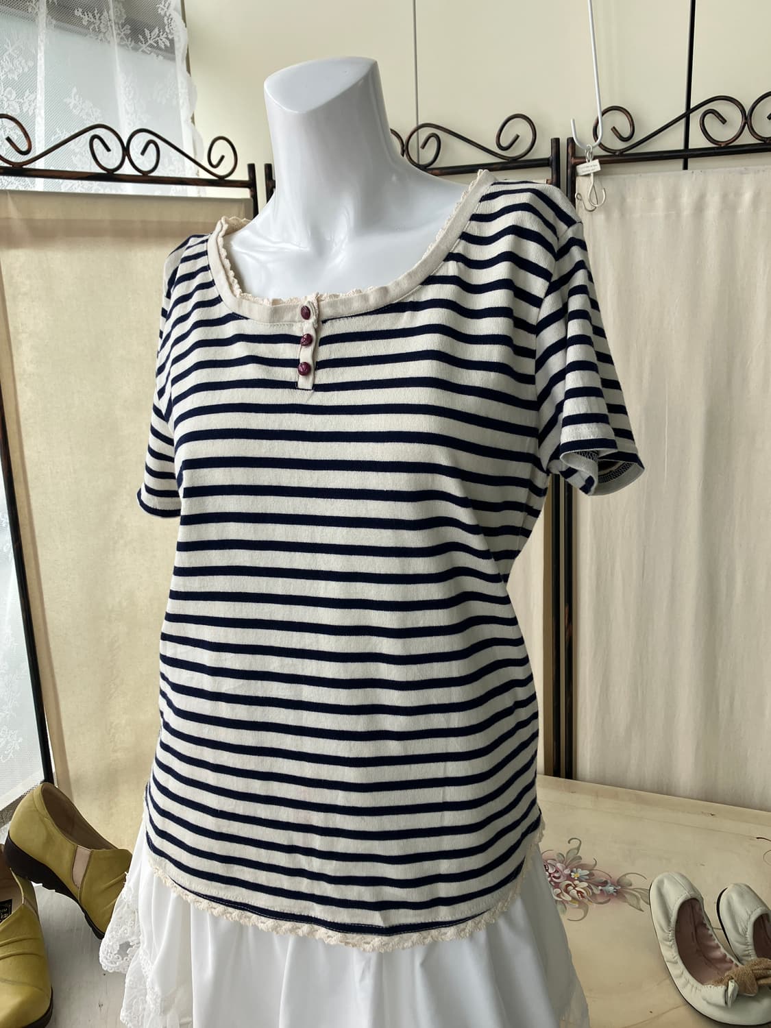  ivory stripe crochet lace half t-shirt 상품이미지3