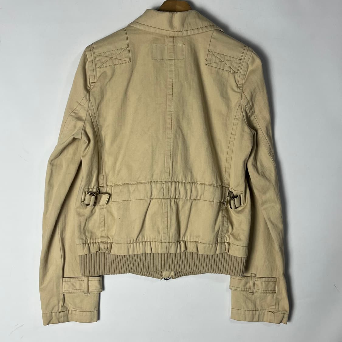 [BURBERRY] 버버리블루라벨 멀티포켓 봄버 자켓 상품이미지2