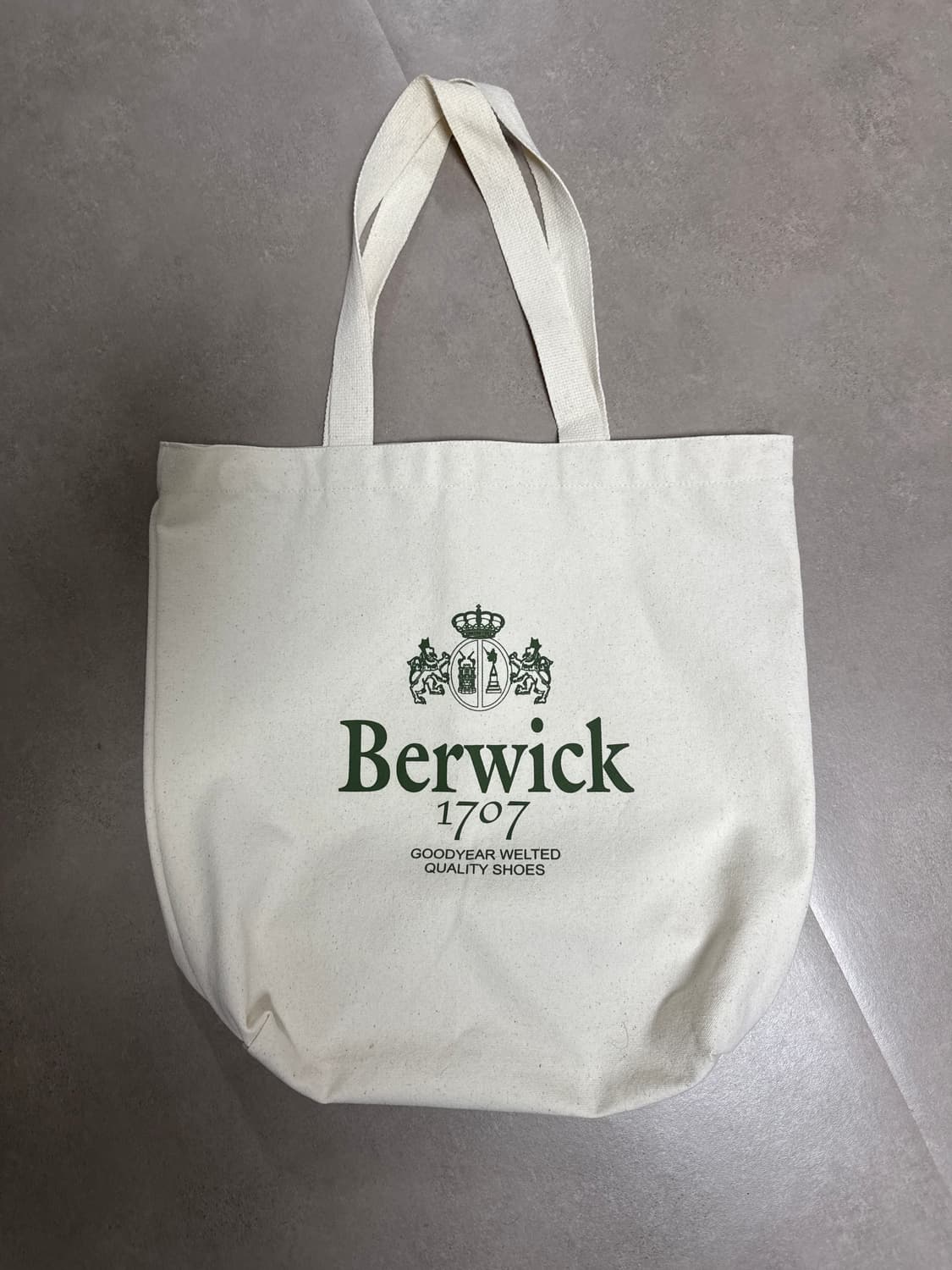 (uk6.5) Berwick 4962 블랙 페니 로퍼 팝니다 상품이미지8