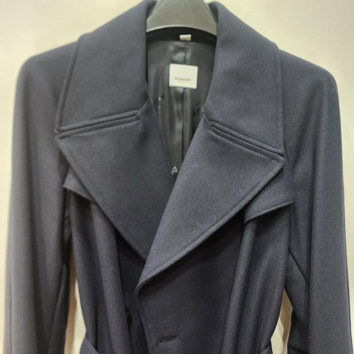 버버리 울캐시미어 롱코트 새거급 38사이즈 상품이미지3