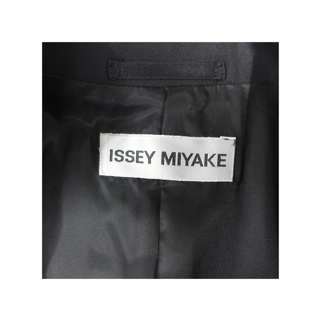 [1] ISSEY MIYAKE 이세이미야케 신축코튼 스포티 클래식 자켓  상품이미지7