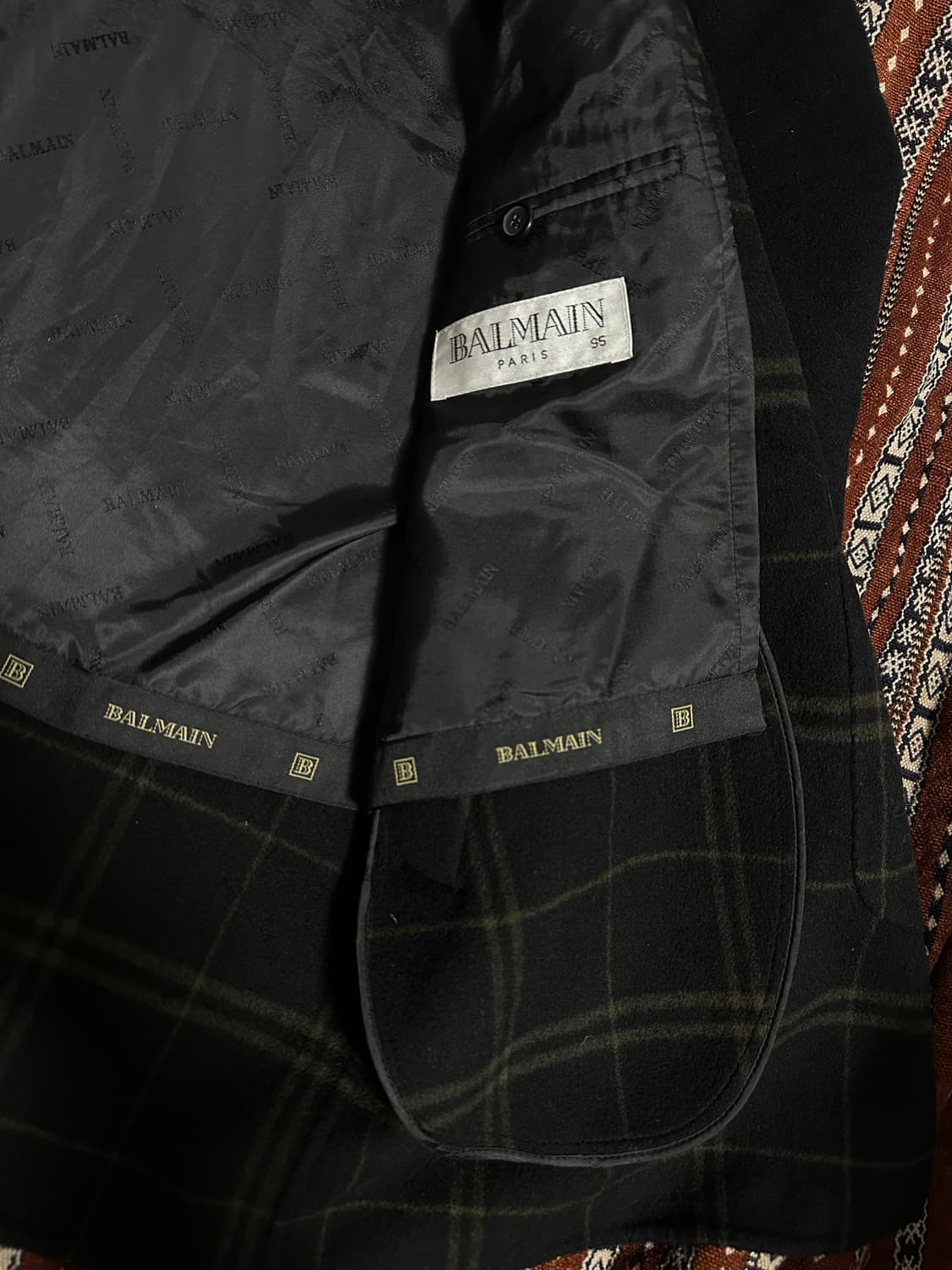 발망 블랙 체크 패턴 코트 상품이미지5