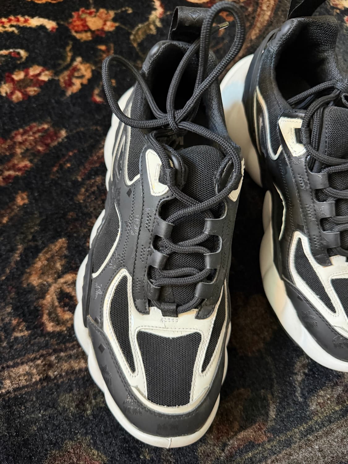 정품 mcm 힘멜스니커즈 상품이미지4