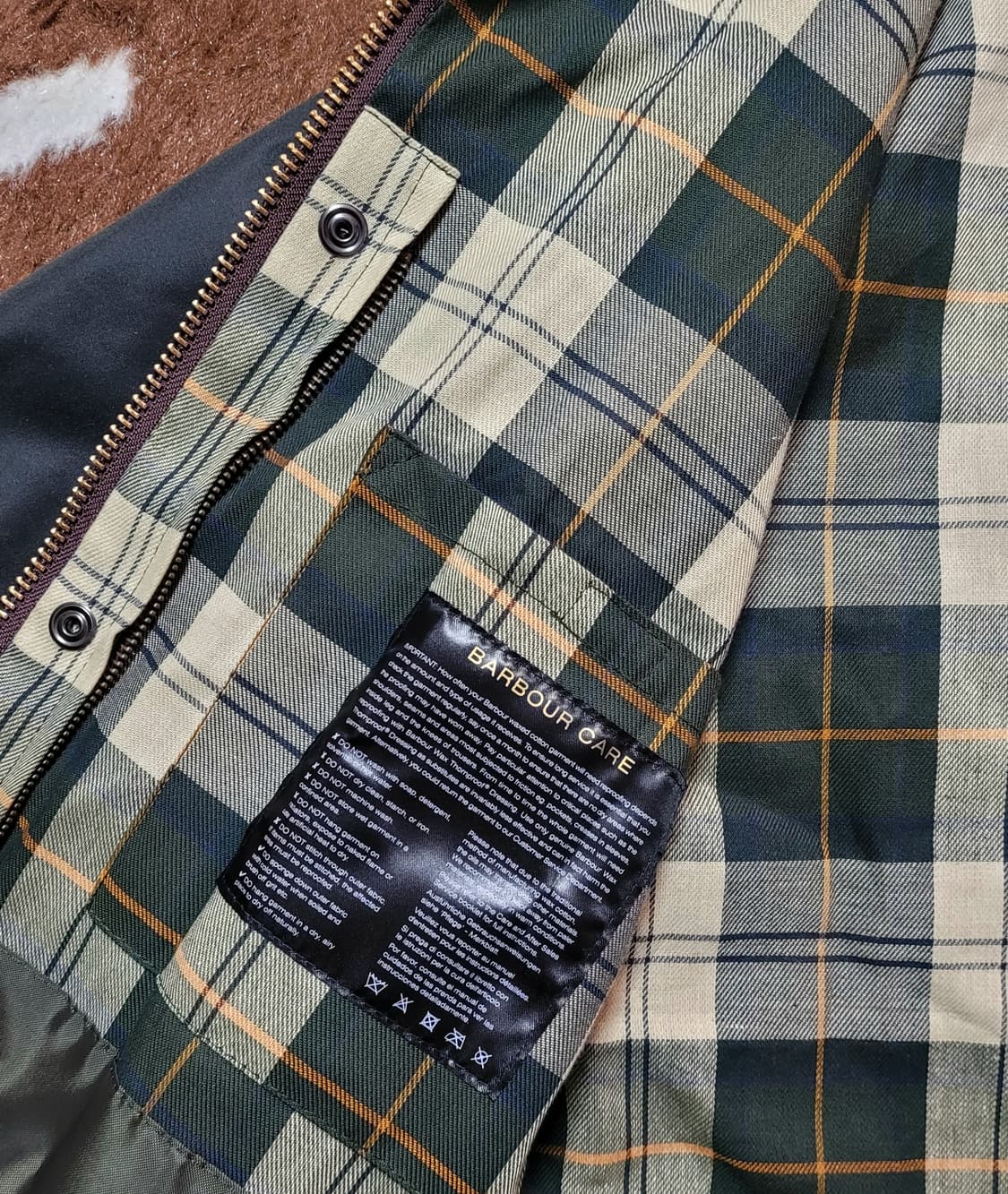 Barbour 남성 클래식 비데일 왁싱자켓(세이지 색상 /C40) 상품이미지7
