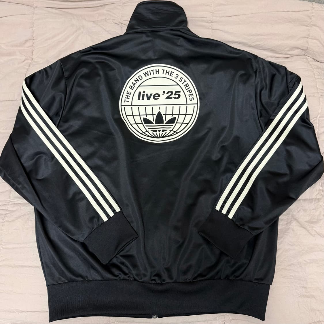 아디다스 X 오아시스 블랙 트랙탑 XL 상품이미지2