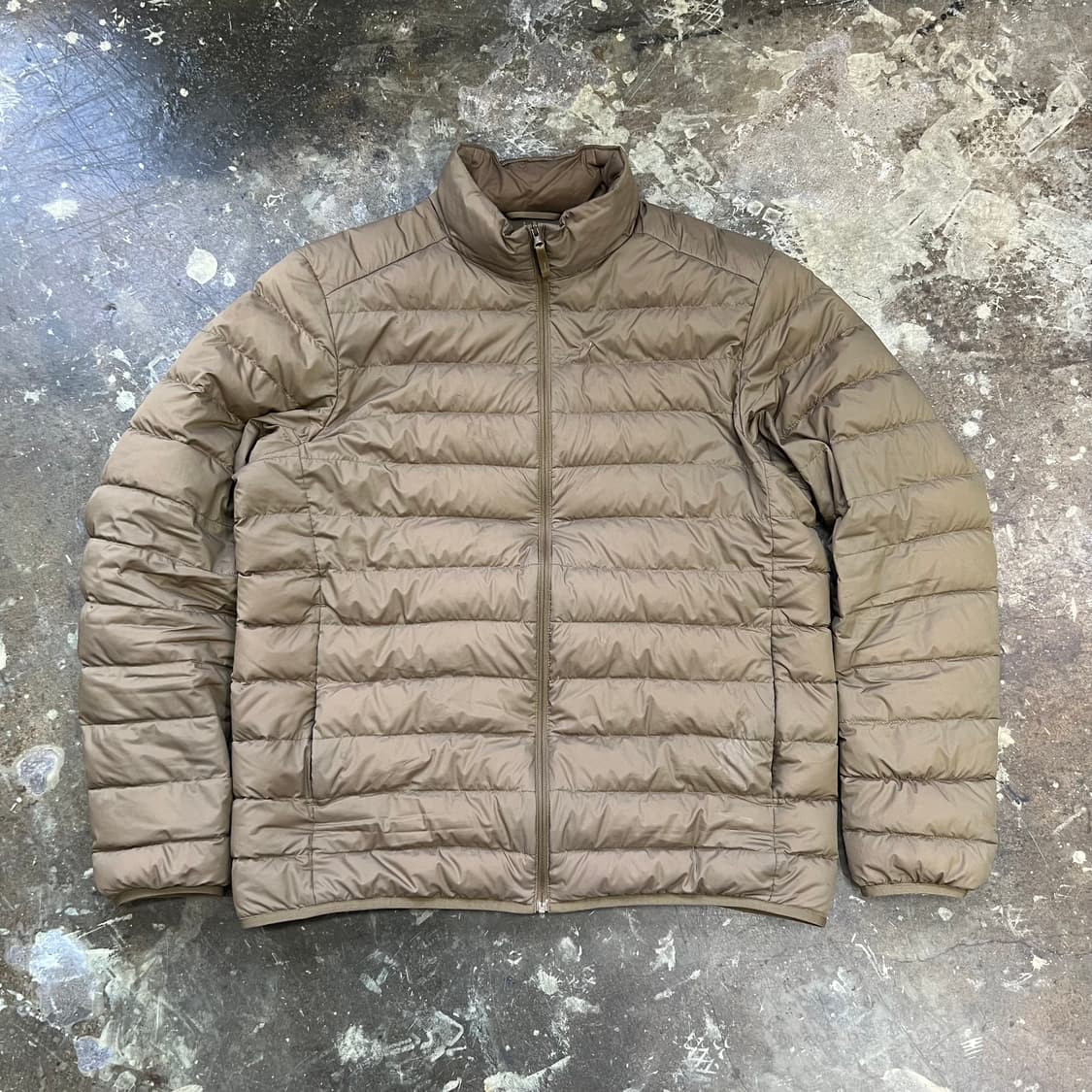 L) 유니클로 울트라 라이트 다운 경량 패딩 점퍼 상품이미지1