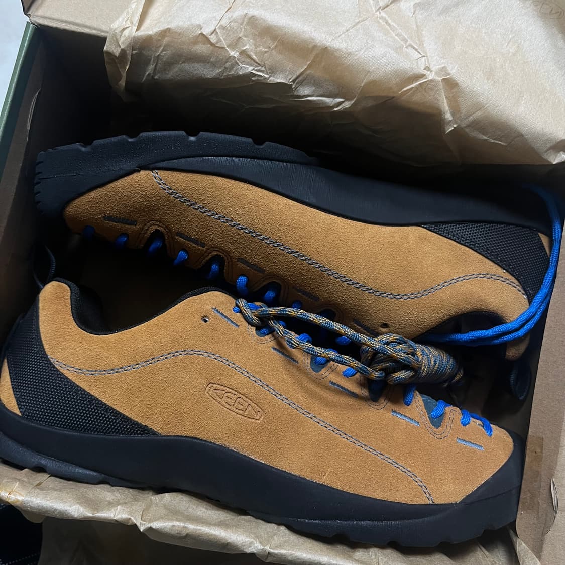 새상품(285)킨 KEEN 재스퍼 스웨이드 카멜 상품이미지2