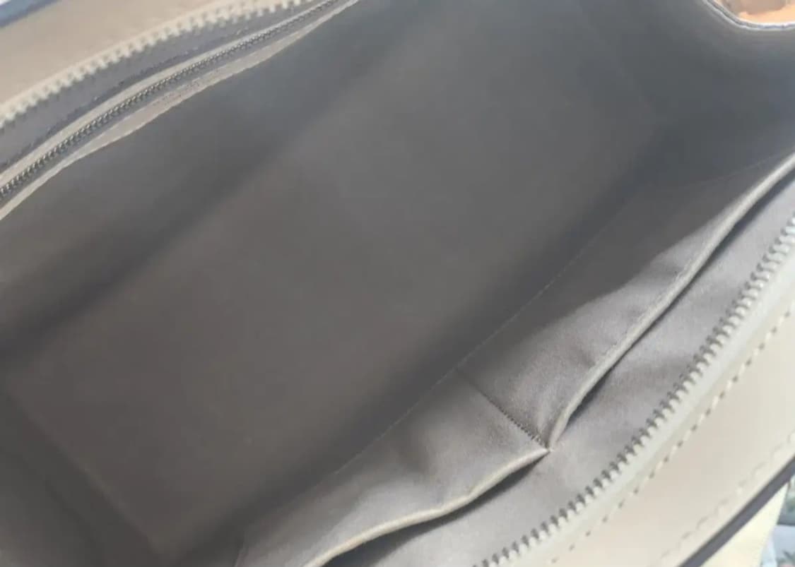 루이비통 에삐 브레아 MM 듄 색상 참 포함 상품이미지6