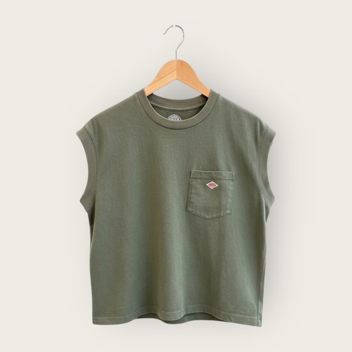 단톤 미니로고 슬리브리스 민소매 상품이미지1