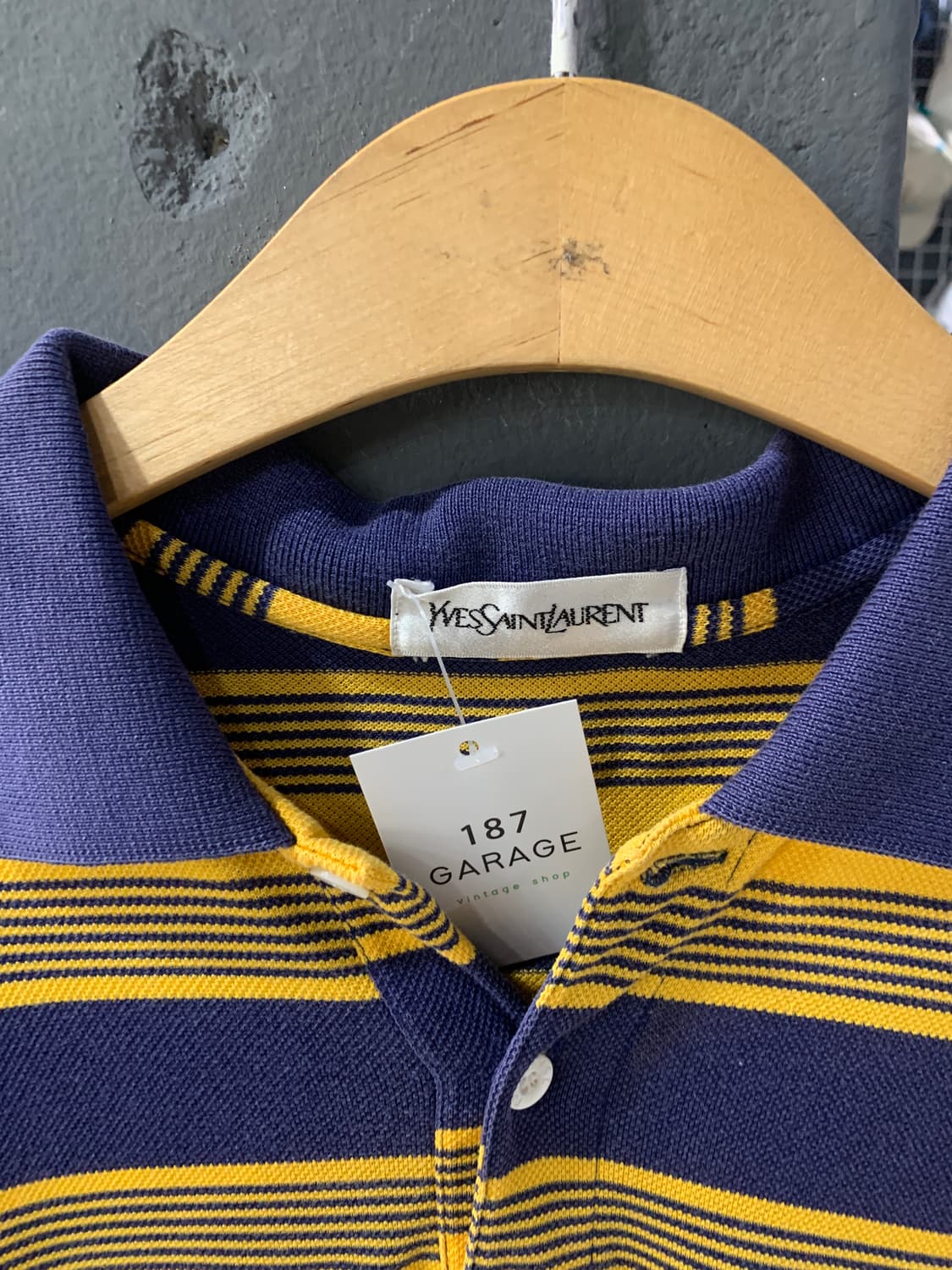 입생로랑 카라 반팔티 상품이미지2