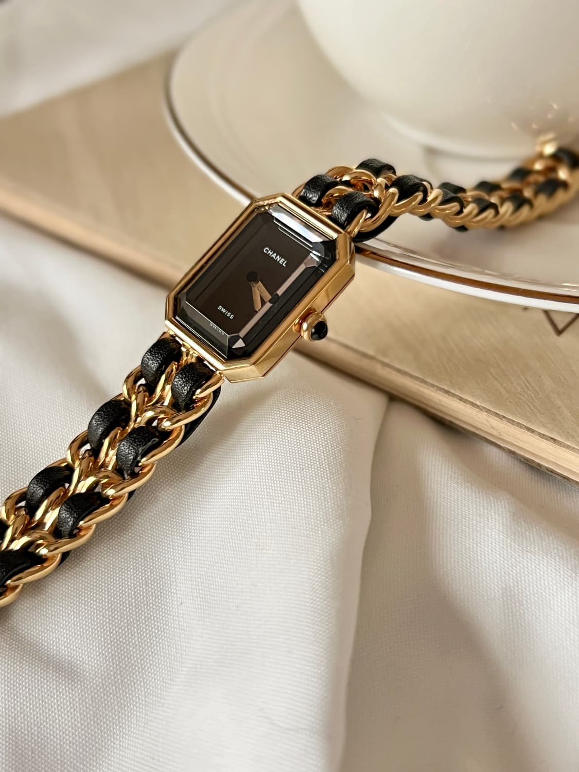 샤넬 프리미에르 시계 (L size) / 정품감정.케어 상품이미지1