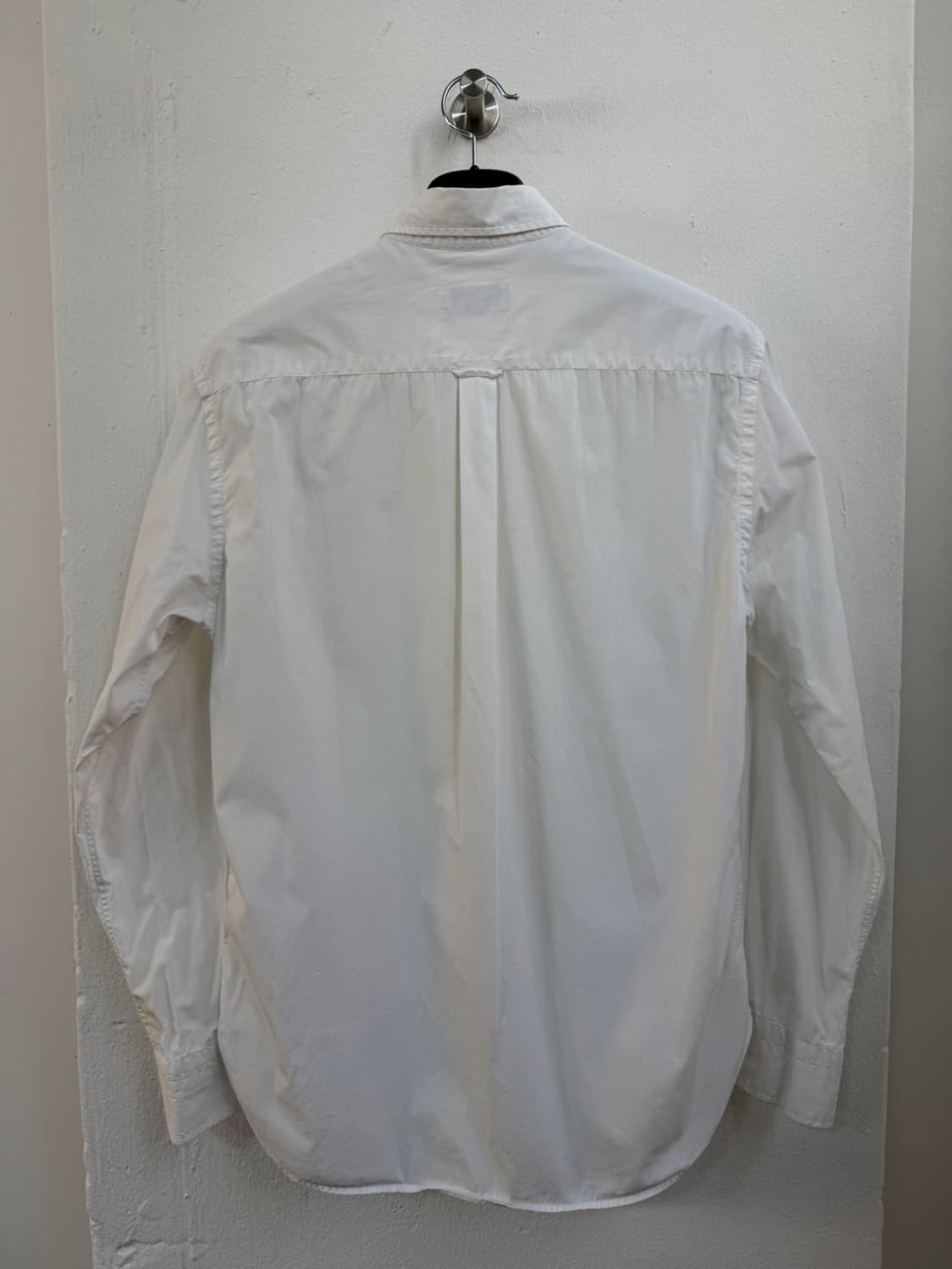 메종 키츠네 폭스 헤드 로고 화이트 셔츠  상품이미지4