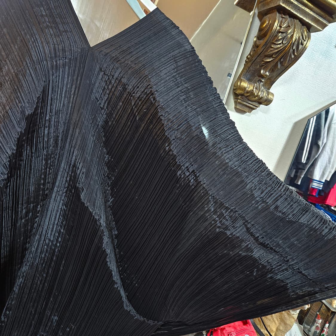 이세이미야케 플리츠플리즈 브이넥 마담 숄 스커프 상품이미지5