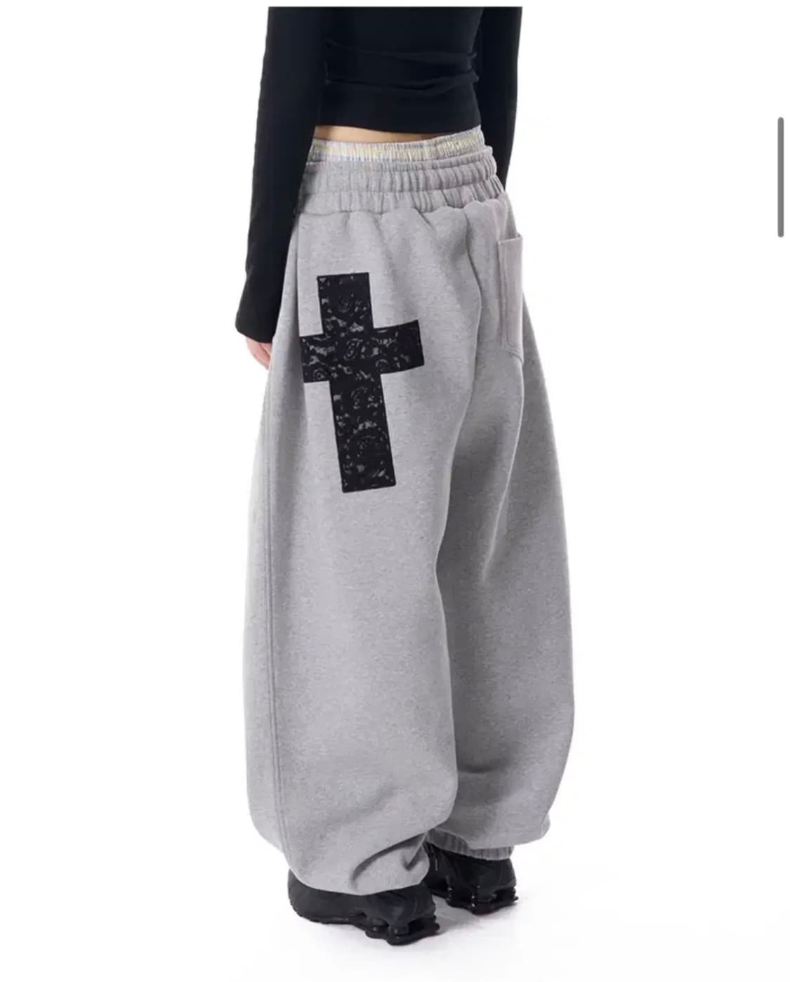 아캄 Laced CROS2 Patch Sweatpants (Gray)1 상품이미지1