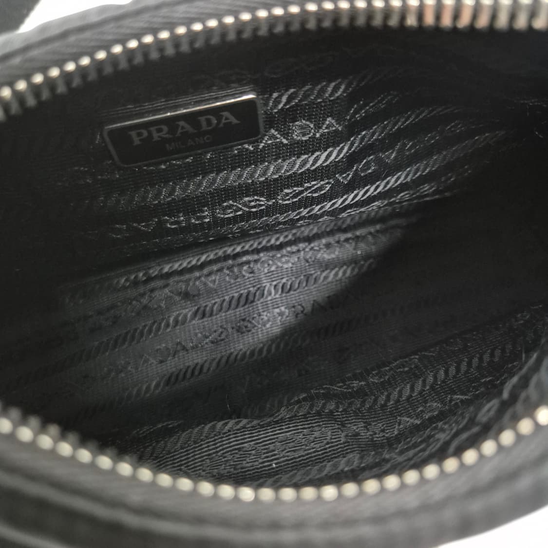 [감정완료] 프라다 나일론 멀티 테수토 호보백 크로스백  (1BH204) 상품이미지10