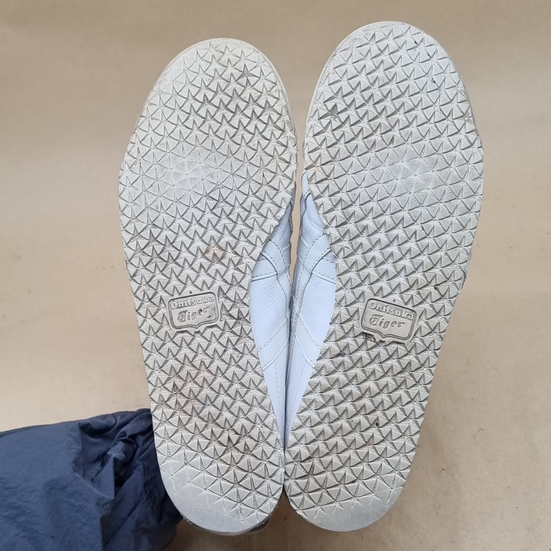 오니츠카타이거 멕시코66 남성스니커즈270  상품이미지3