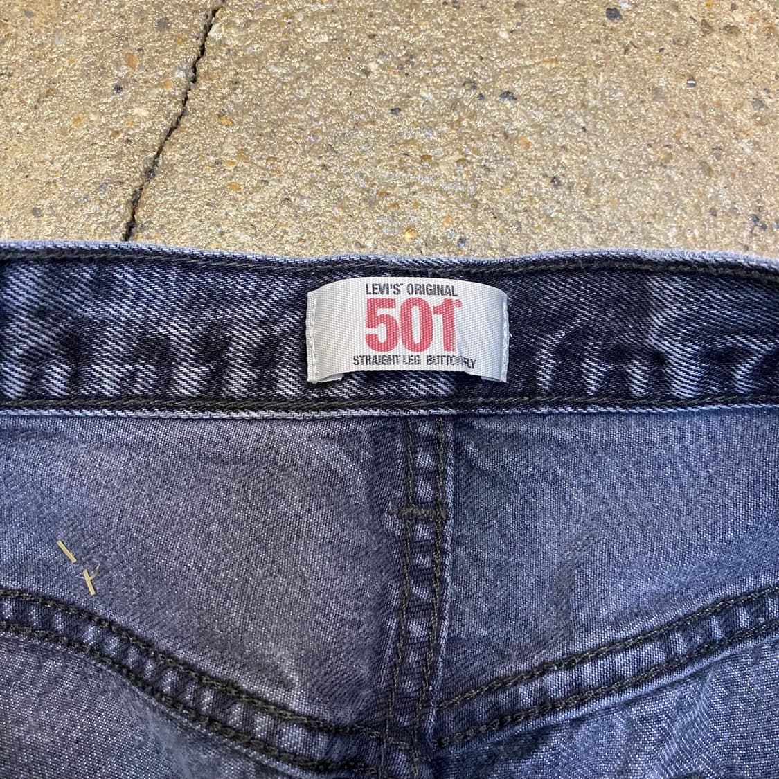 00’s Made in USA 리바이스 501 흑청 데님 팬츠 상품이미지4