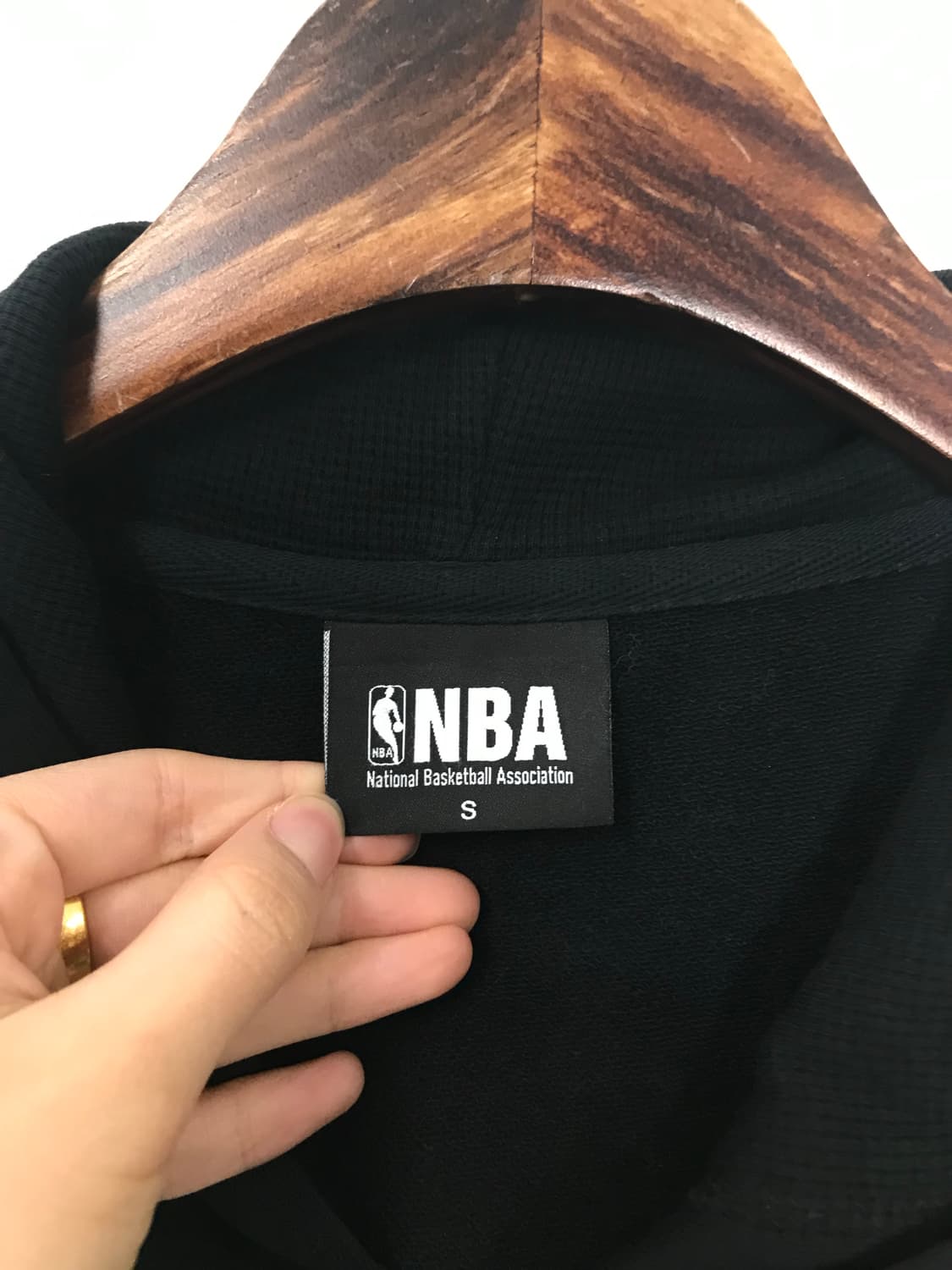 NBA 자수로고 블랙 후드집업 상품이미지6