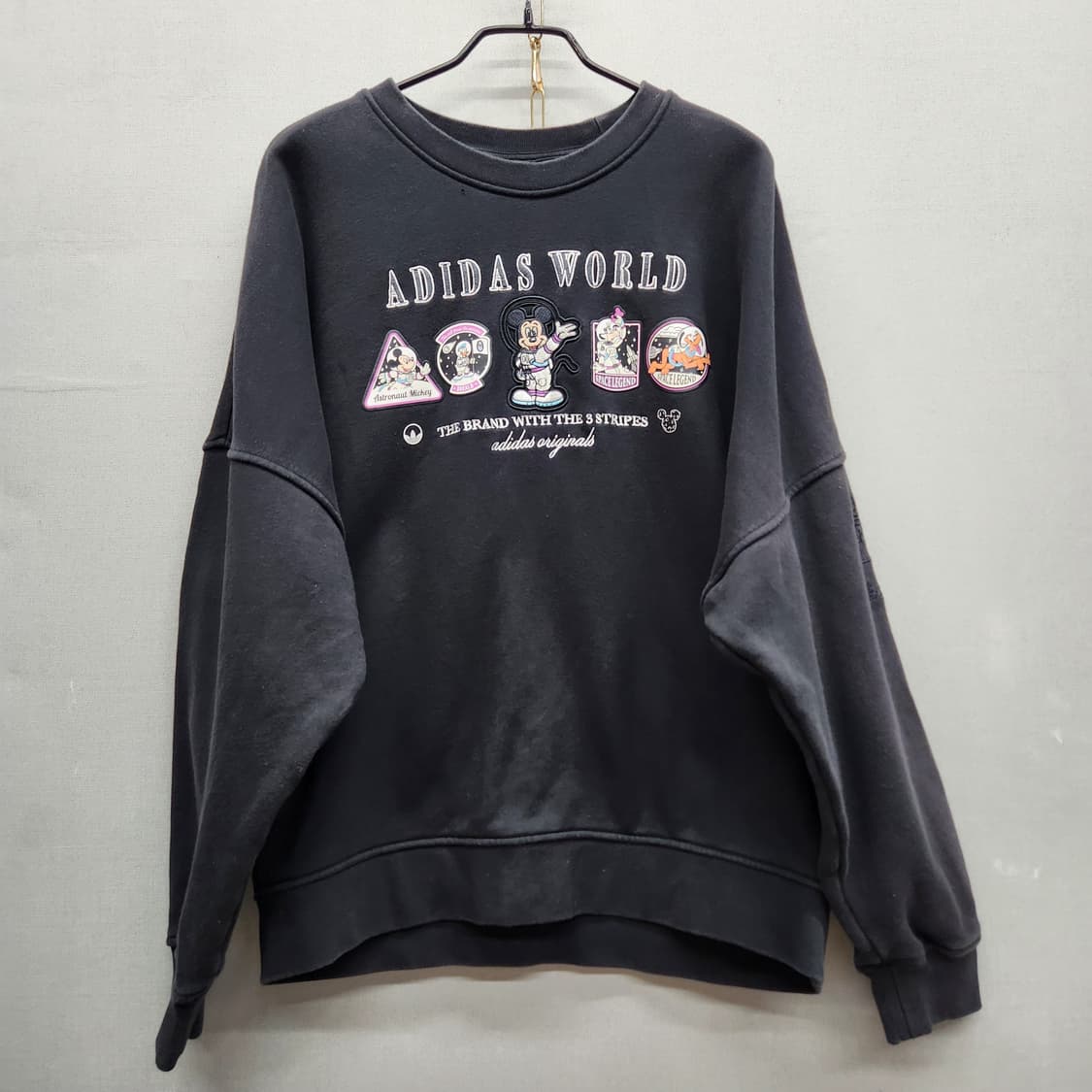 아디다스x디즈니 캐릭터 디자인 스웻셔츠 L(3XL) 남여공용 상품이미지1