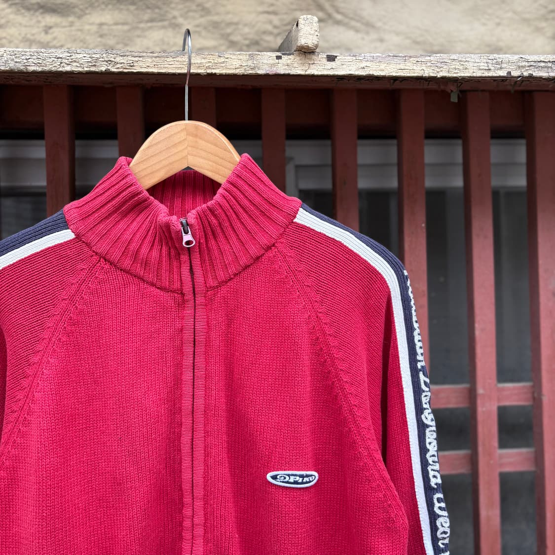 피코 piko 레드 집업 스웨터 상품이미지2