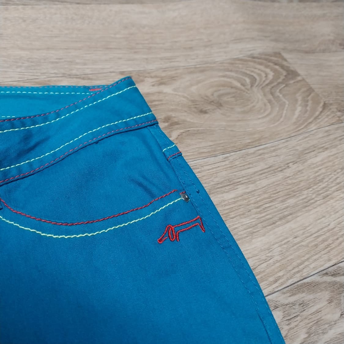 루이까스텔 여성64 스판바지 상품이미지3