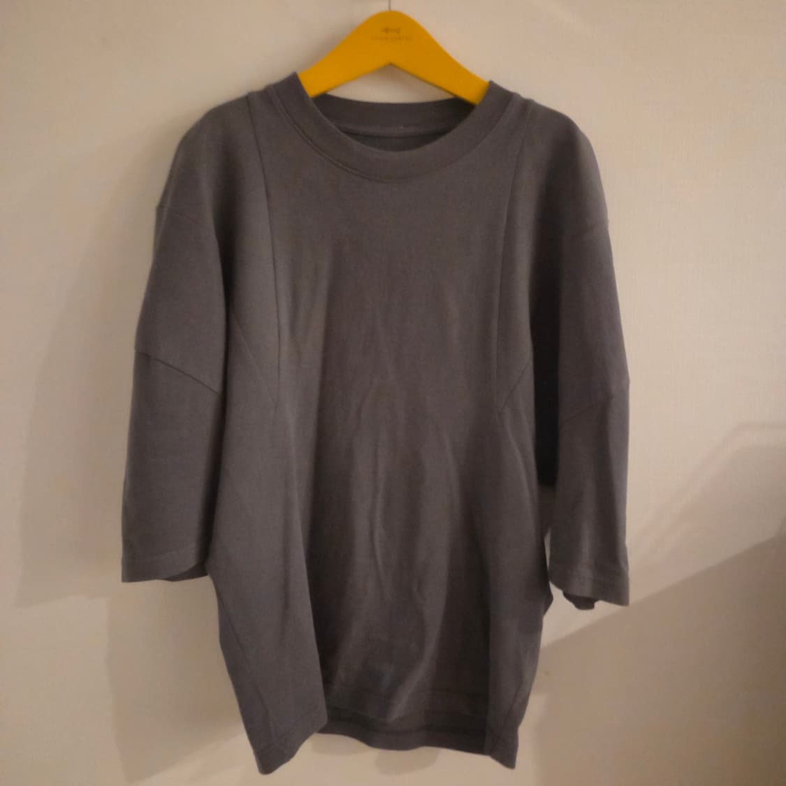 (L/XL) 프로토타입스 YZYxGAP CUT UP SHOULDERS 티 상품이미지2