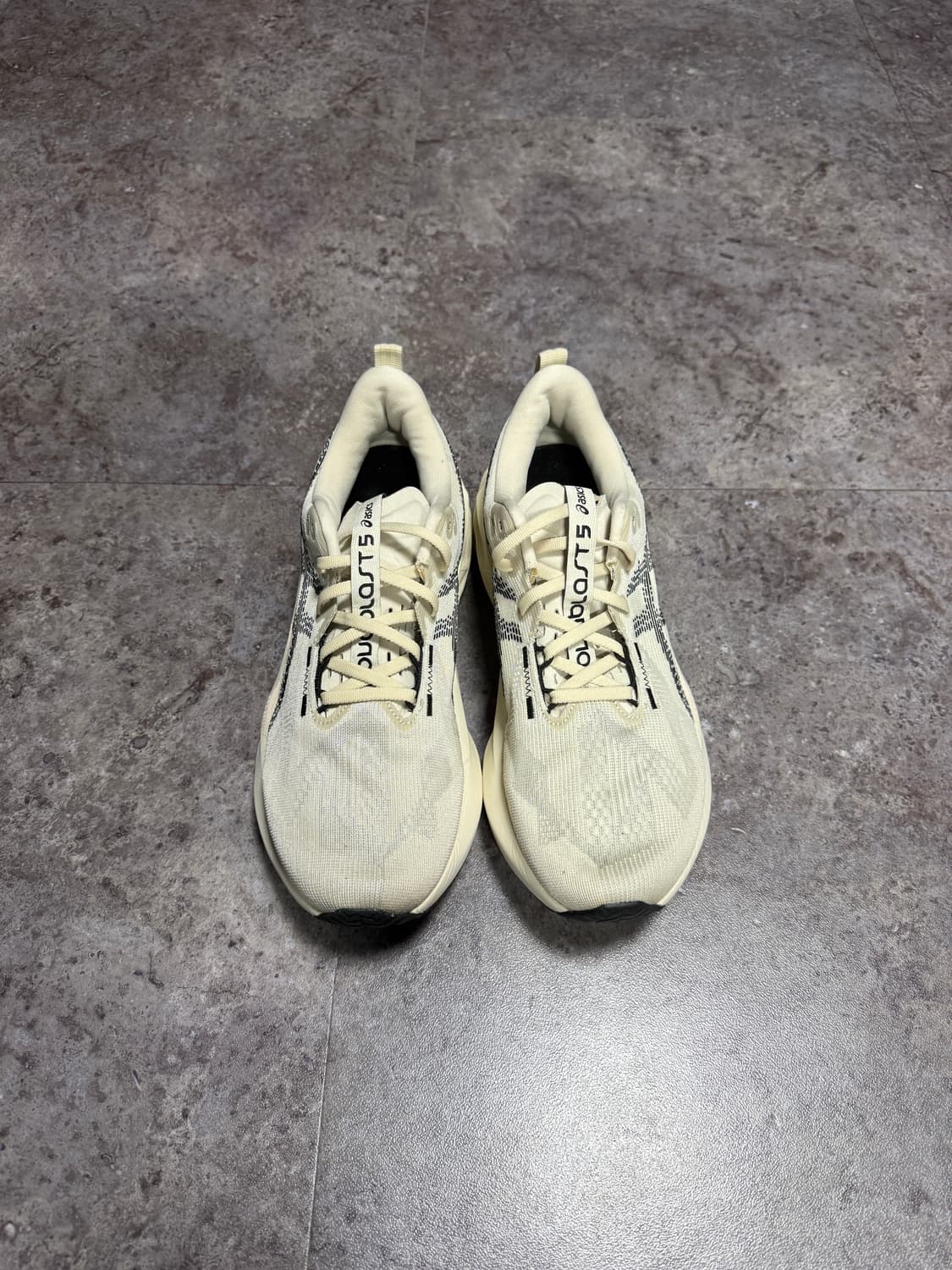 아식스 노바블라스트5 270 상품이미지2