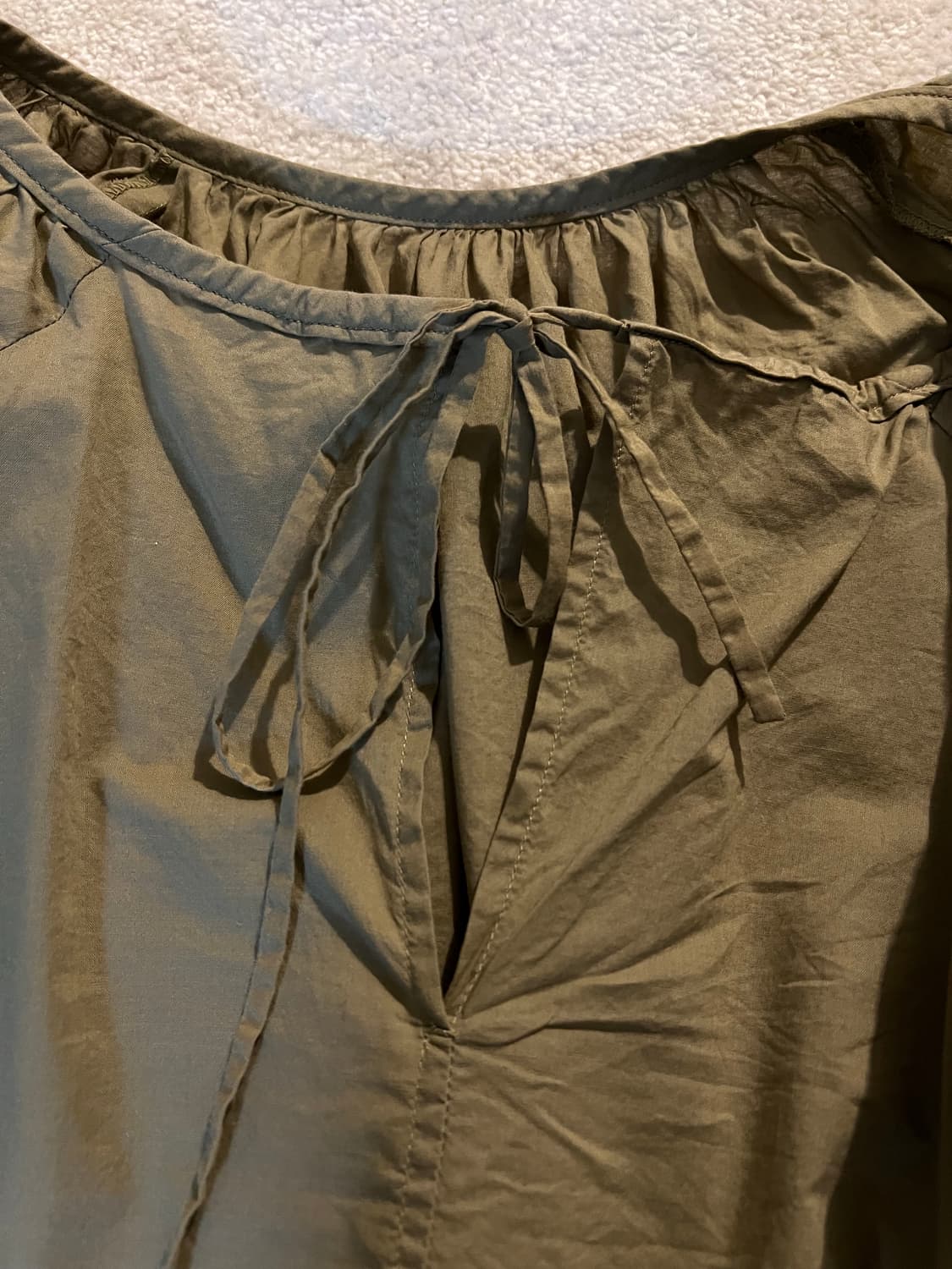 EVERLANE 블라우스 새상품 상품이미지3