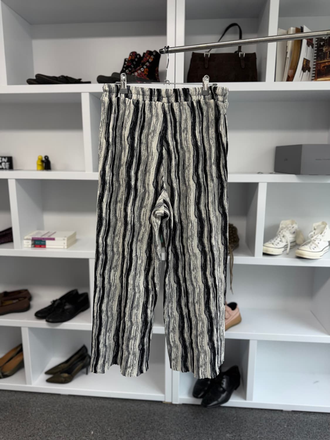 chio clip 플리츠 팬츠 상품이미지3