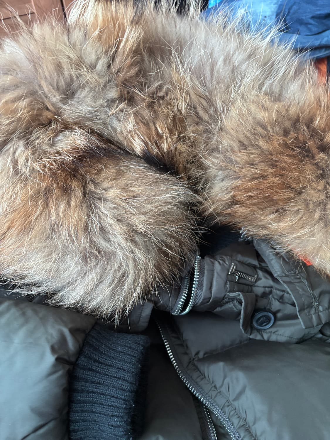 디스퀘어드2 라쿤퍼패딩 매장제품 48시이즈 상품이미지7