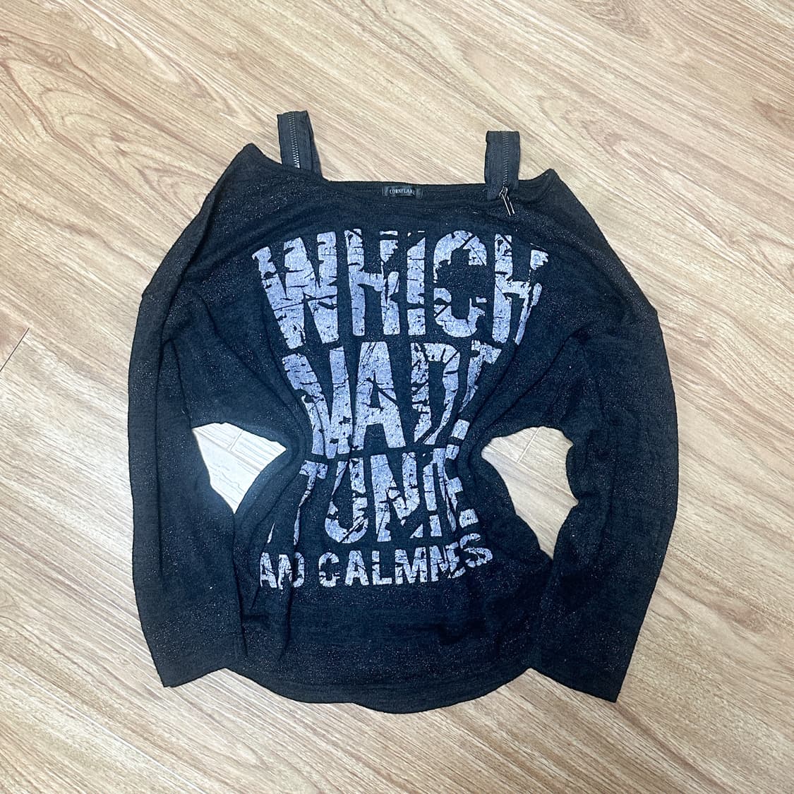 빈티지 자크 오프숄더 레터링 티셔츠 오네갸루 로걀 공겜여주 베메클깔 고딕 상품이미지1