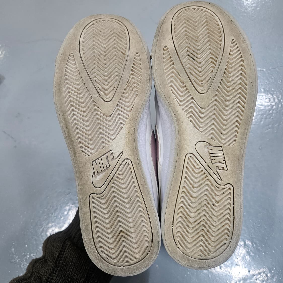 225 나이키 코트 로얄 운동화 0406Y 상품이미지6