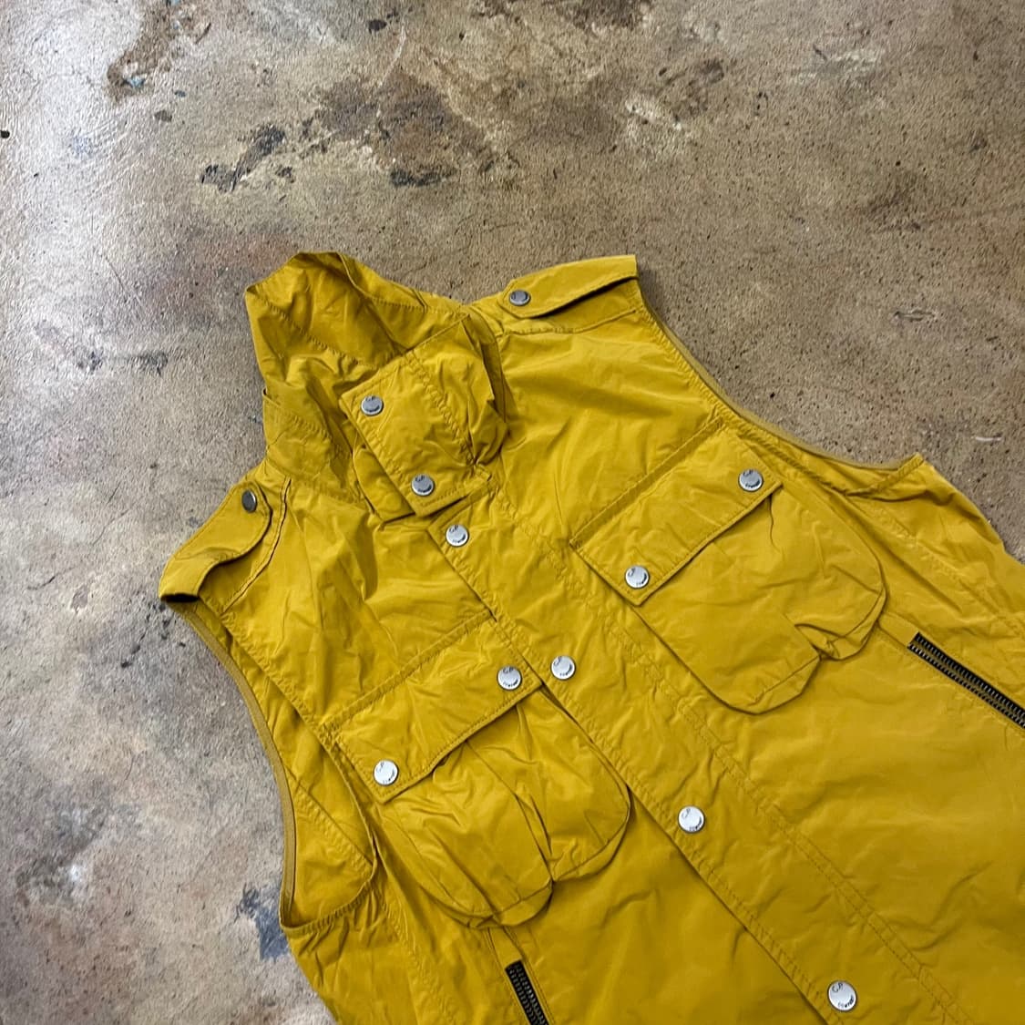 [정품/100] cp컴퍼니 머스타드 포켓 베스트 조끼 b10 상품이미지1