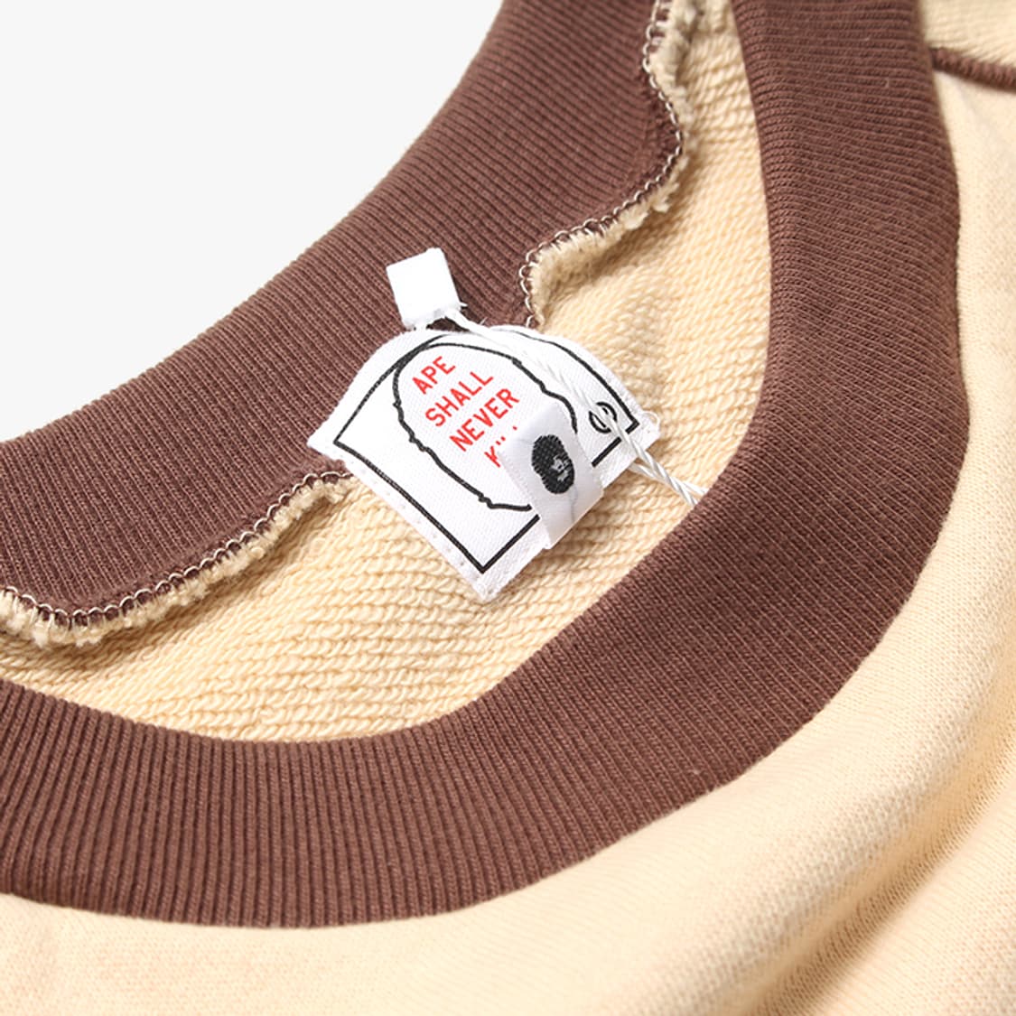  BAPE "Beige Half Sweatshirts" 상품이미지4