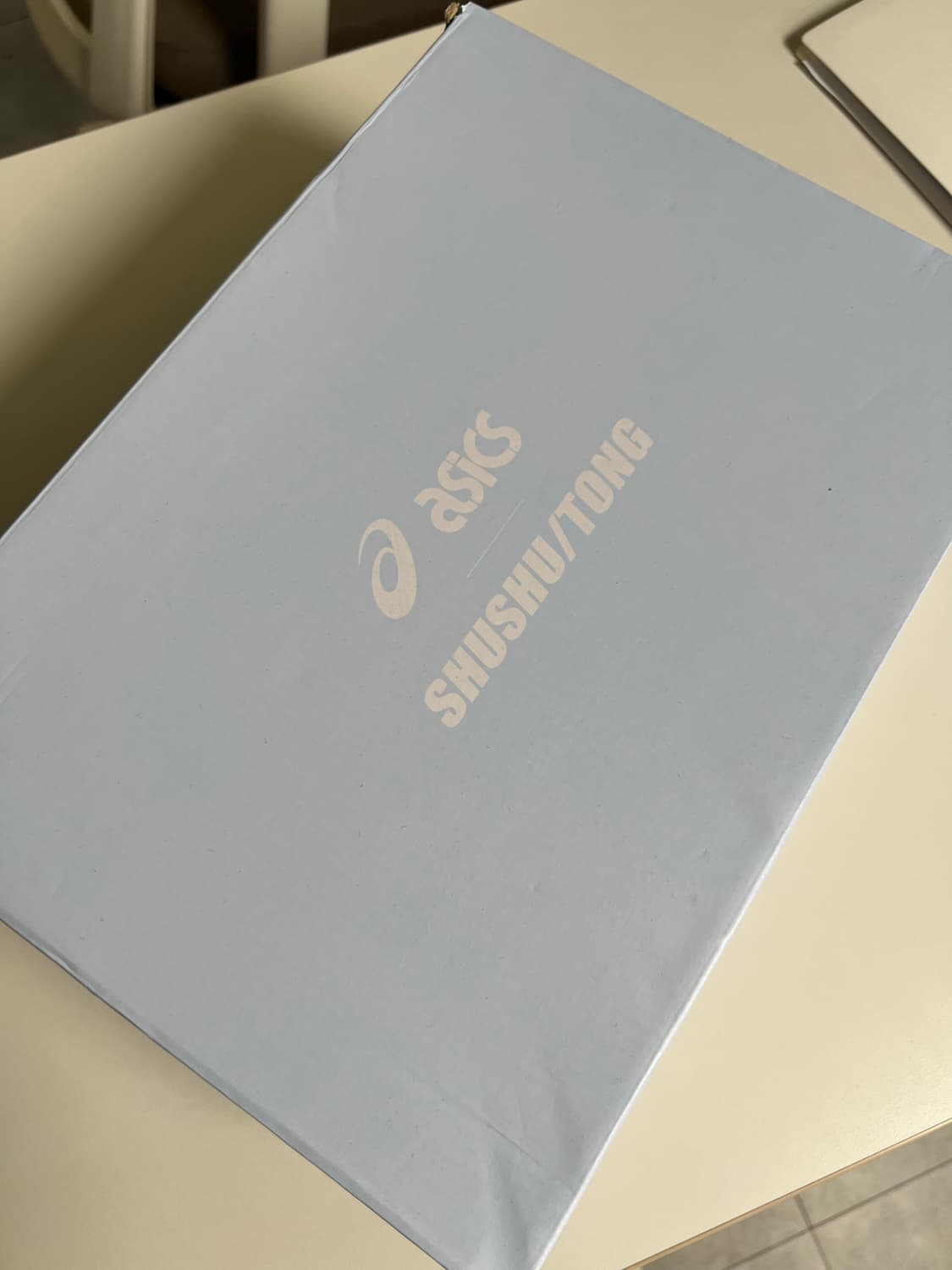 아식스 X 슈슈통 콜라보 GEL-KINETIC FLUENT 운동화 280 상품이미지4