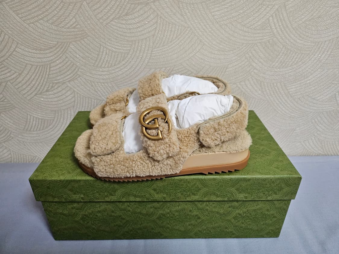 구찌 퍼 슬리퍼 상품이미지2