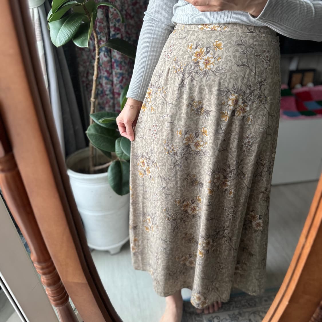 베이지 플라워패턴 롱스커트 상품이미지9