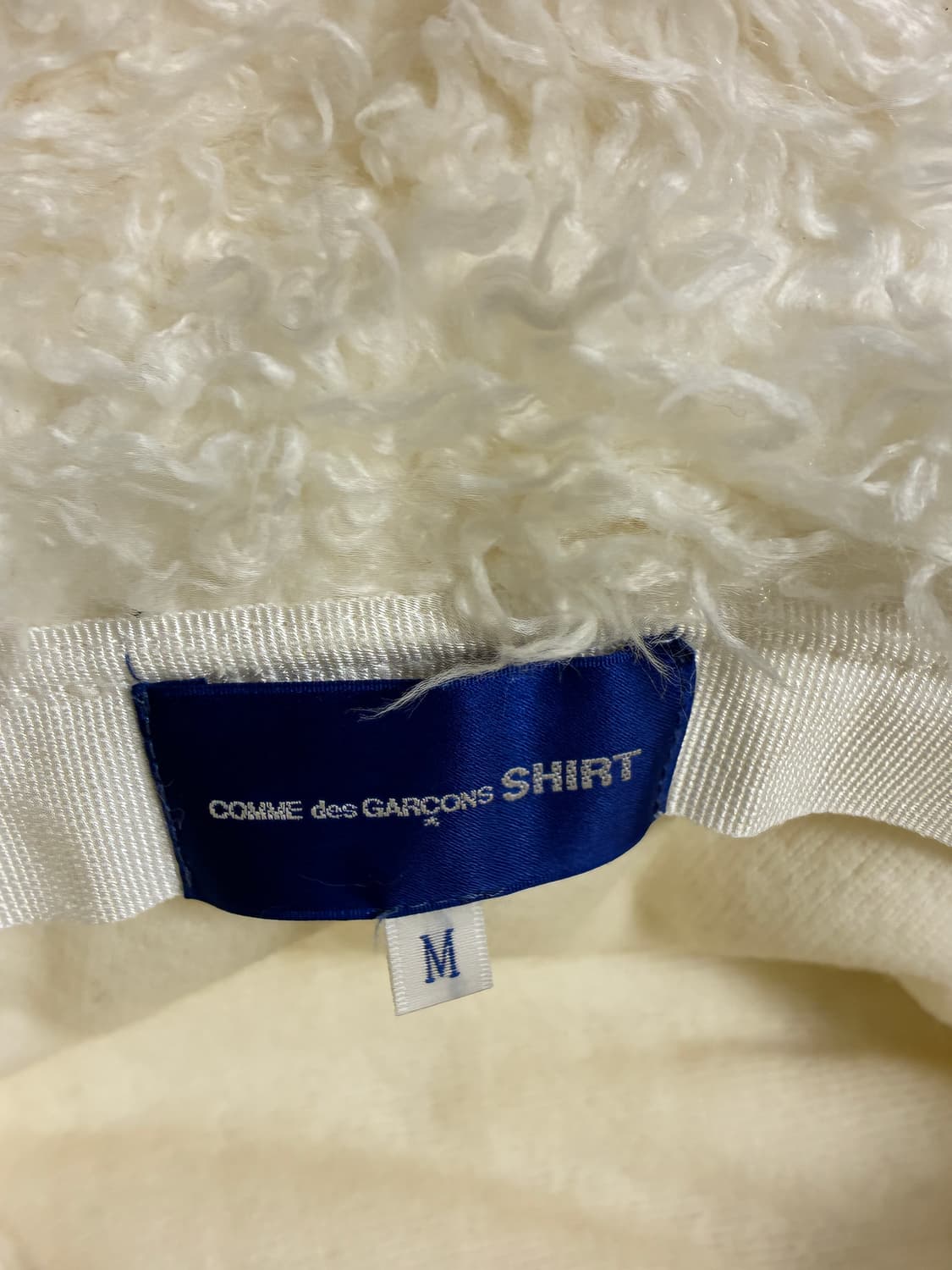 꼼데가르송 퍼 버킷햇 M 사이즈 상품이미지6