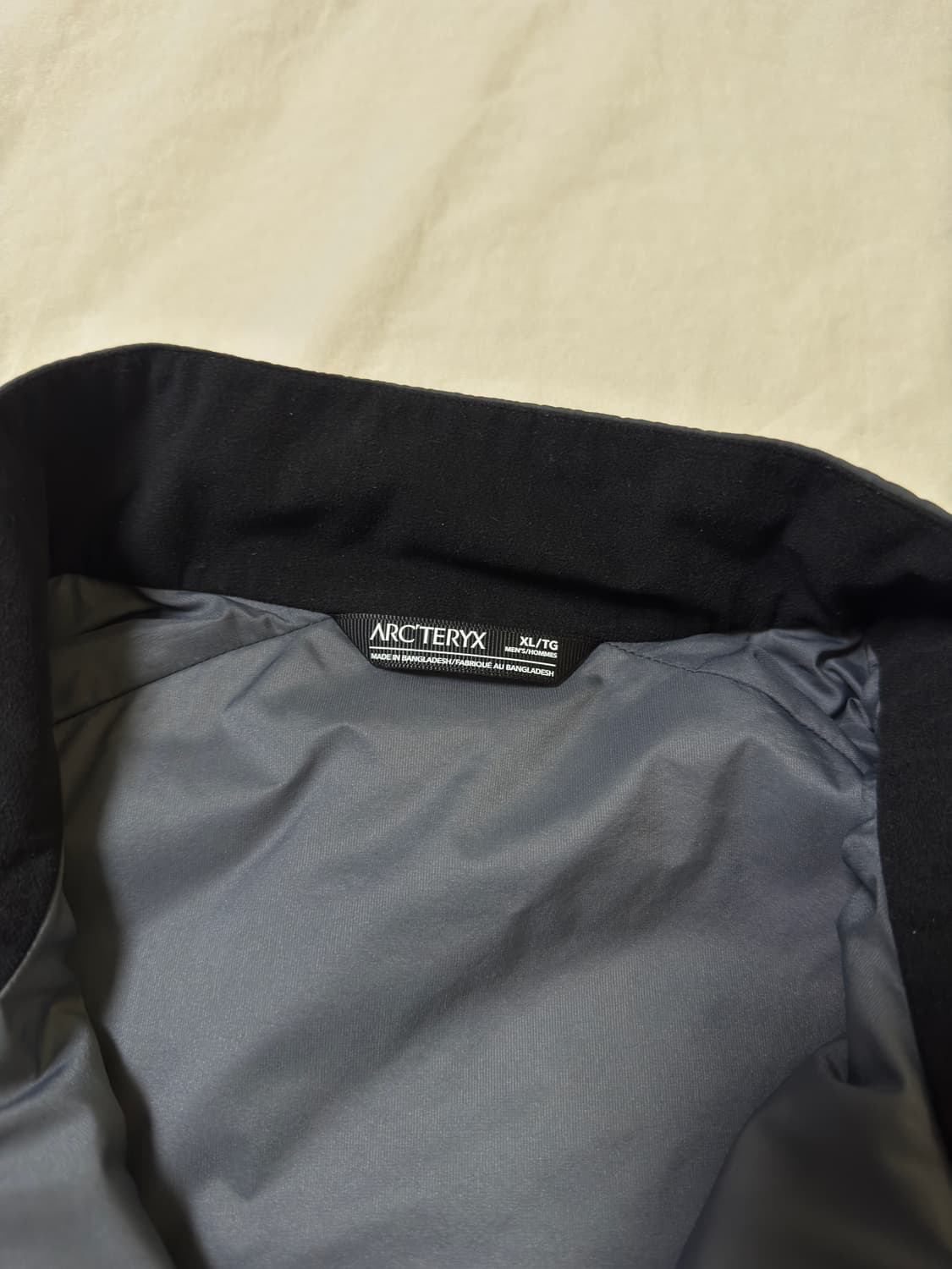 (S급) 아크테릭스 아톰 LT 자켓 글리치 XL 상품이미지6