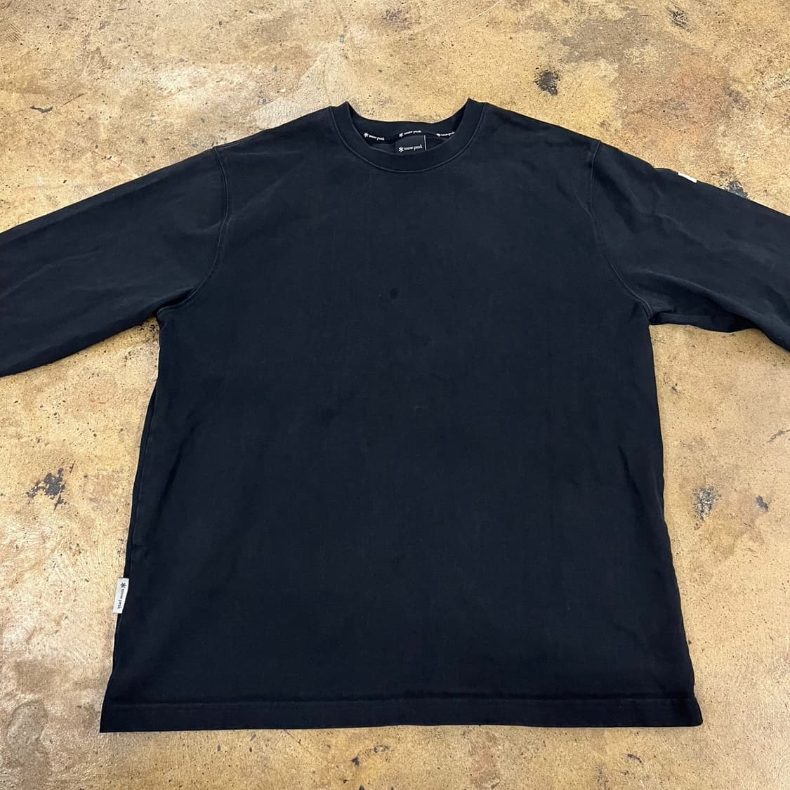 [정품/105] 스노우피크 블랙 긴팔 티셔츠 맨투맨 b18 상품이미지3