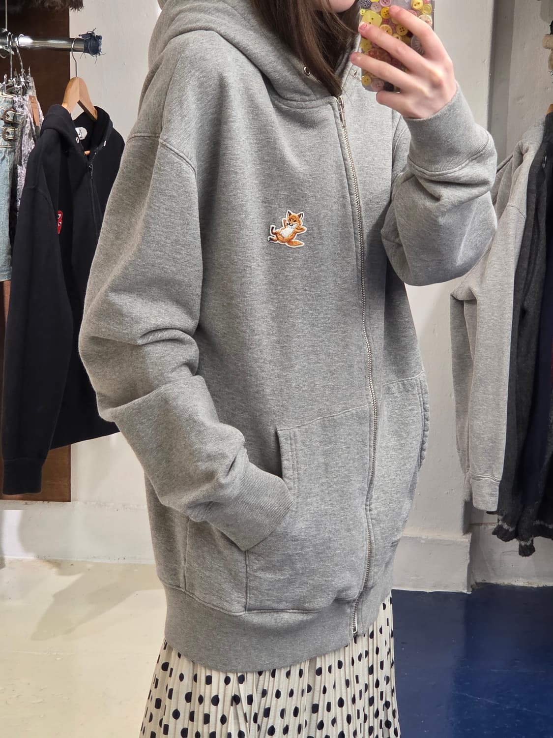 메종키츠네 그레이 폭스 후드집업 상품이미지3