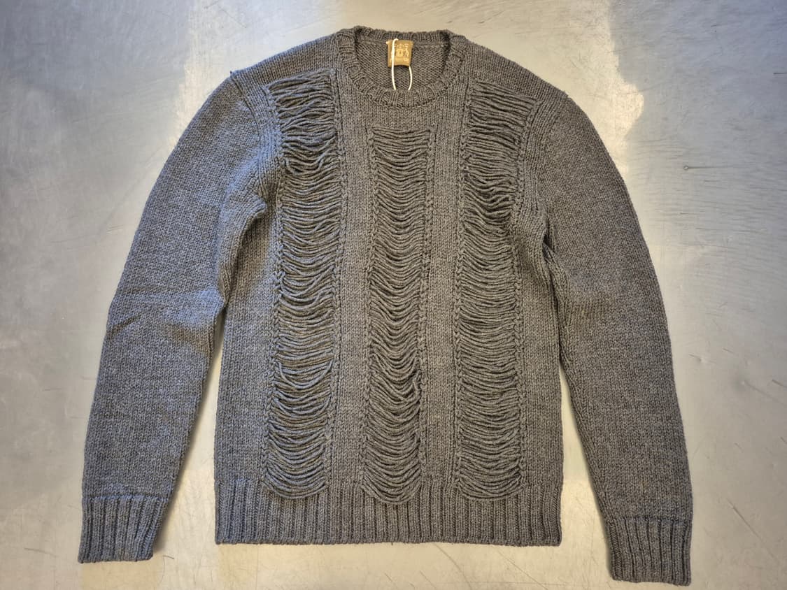 TRUSSARDI destroyed knit 상품이미지1
