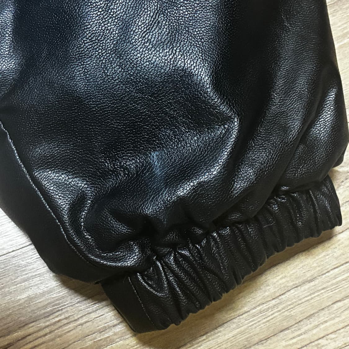 론론 가죽 패딩 상품이미지3