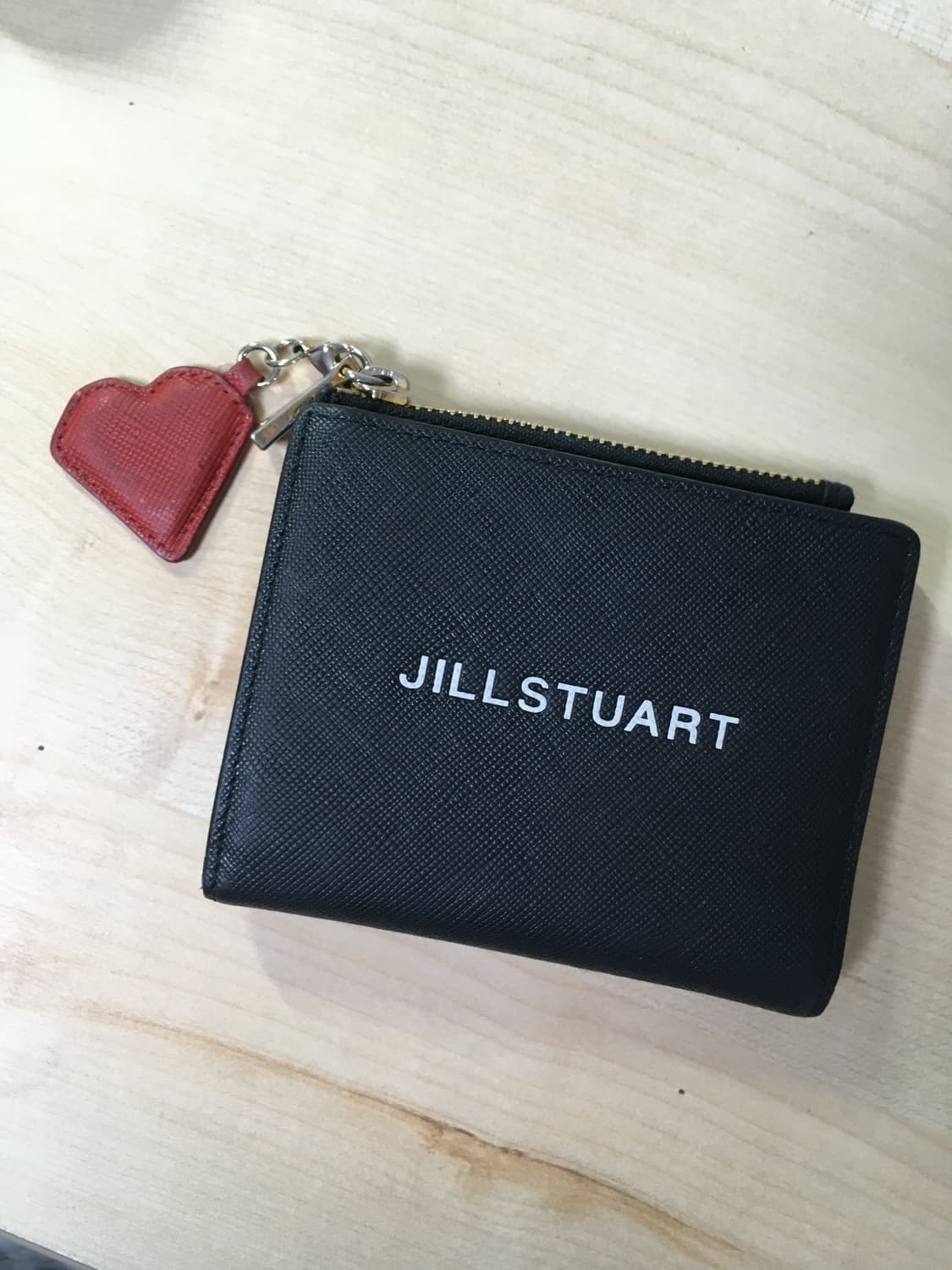 질스튜어트 지갑 상품이미지1