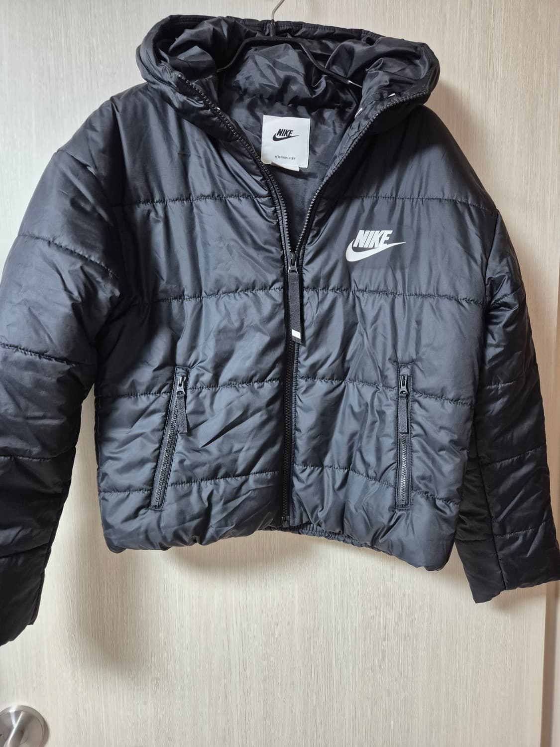 나이키 써미핏 리펠  패딩 점퍼 후디자켓 s 여성 상품이미지4