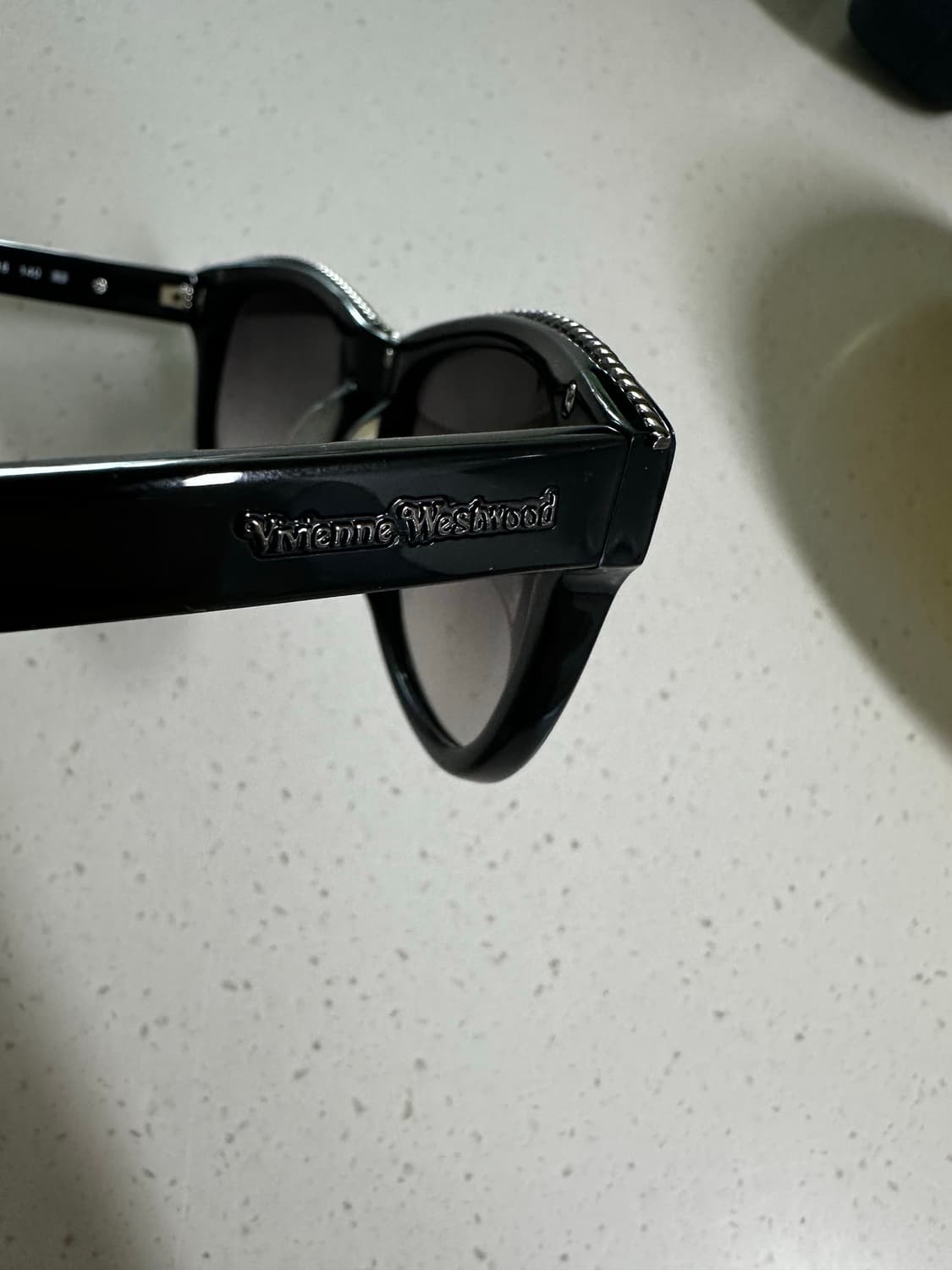 비비안웨스트우드 선글라스 팝니다 상품이미지3