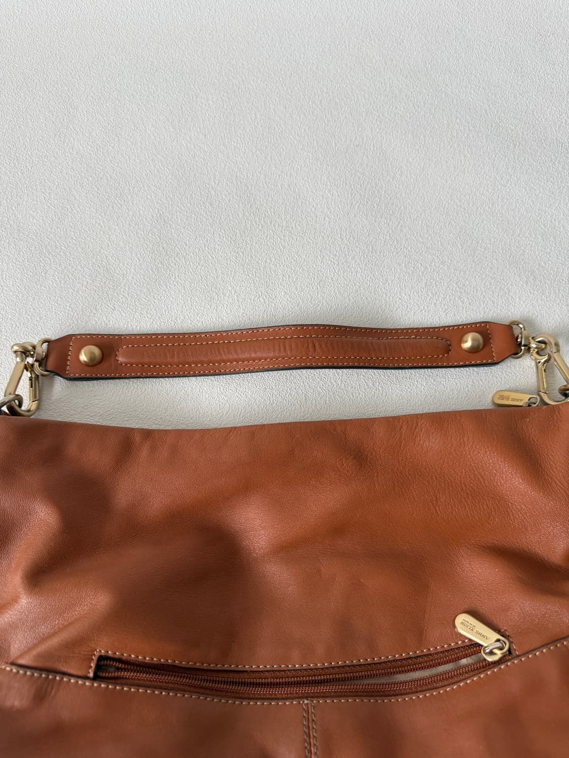 앤클라인(Anne Klein) 레더 숄더백(큰 사이즈) 상품이미지8