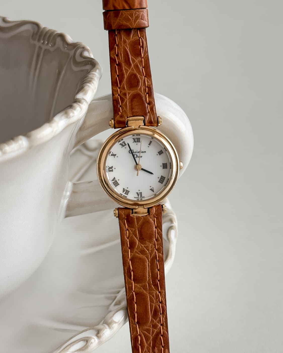 디올 D 버클 시계 상품이미지1