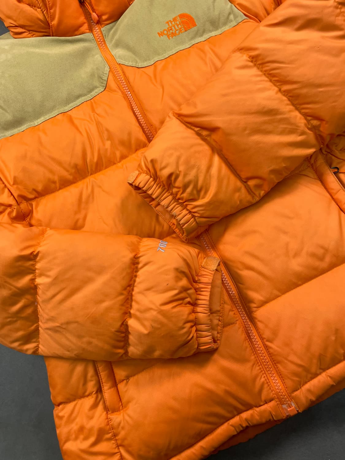 노스페이스 700 눕시 후드 패딩 상품이미지4