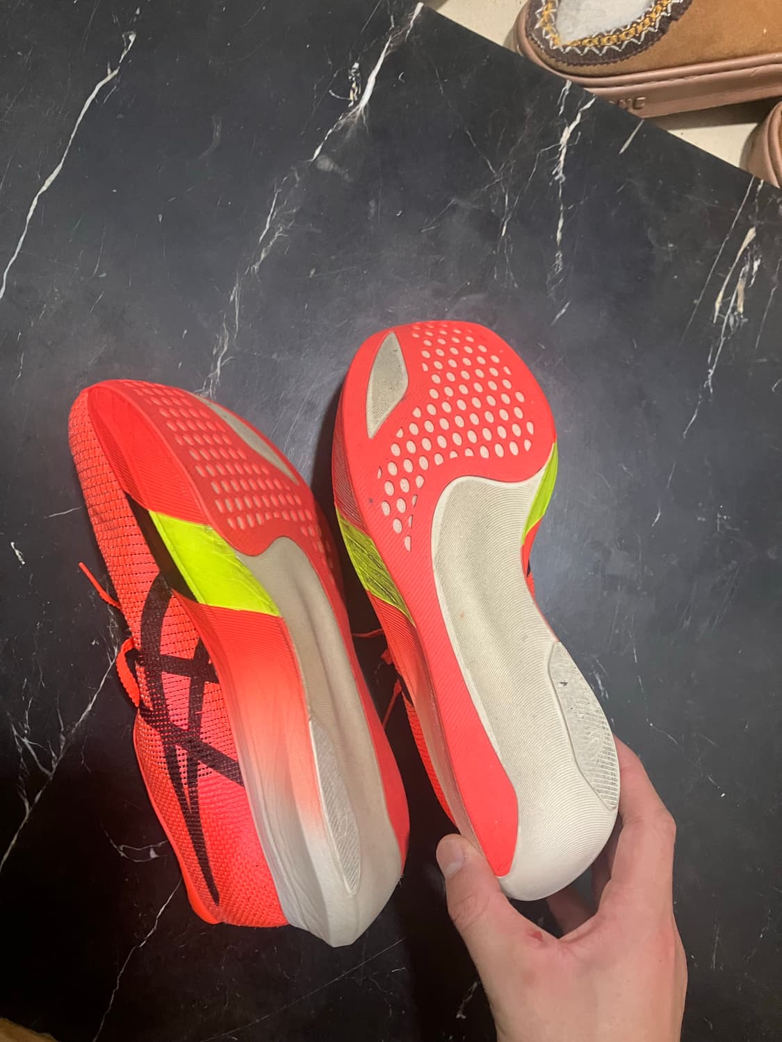 아식스 메타스피드 엣지 파리275 상품이미지3